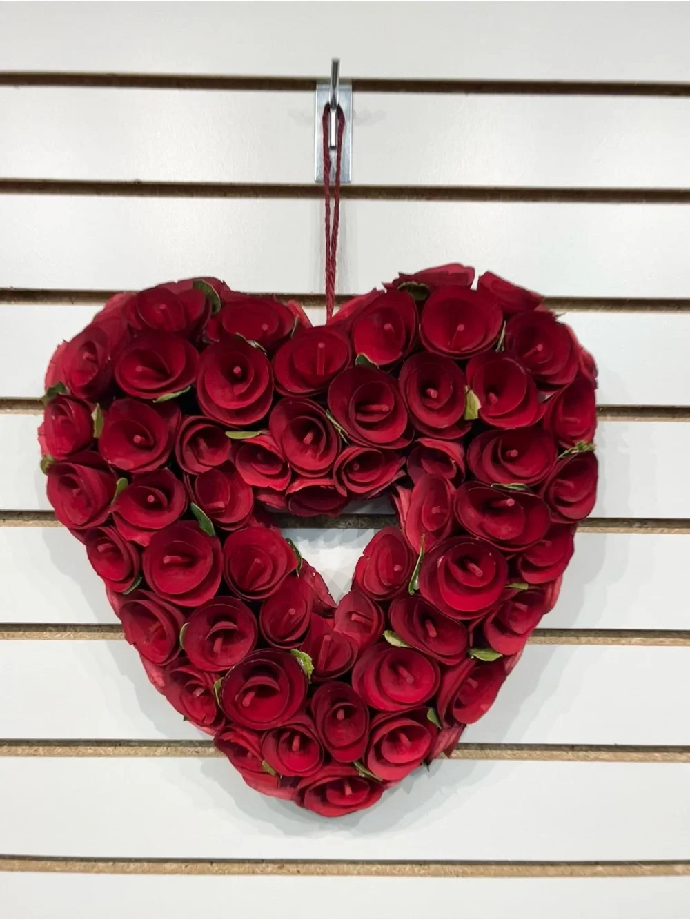Wood roses heart-shaped wreath